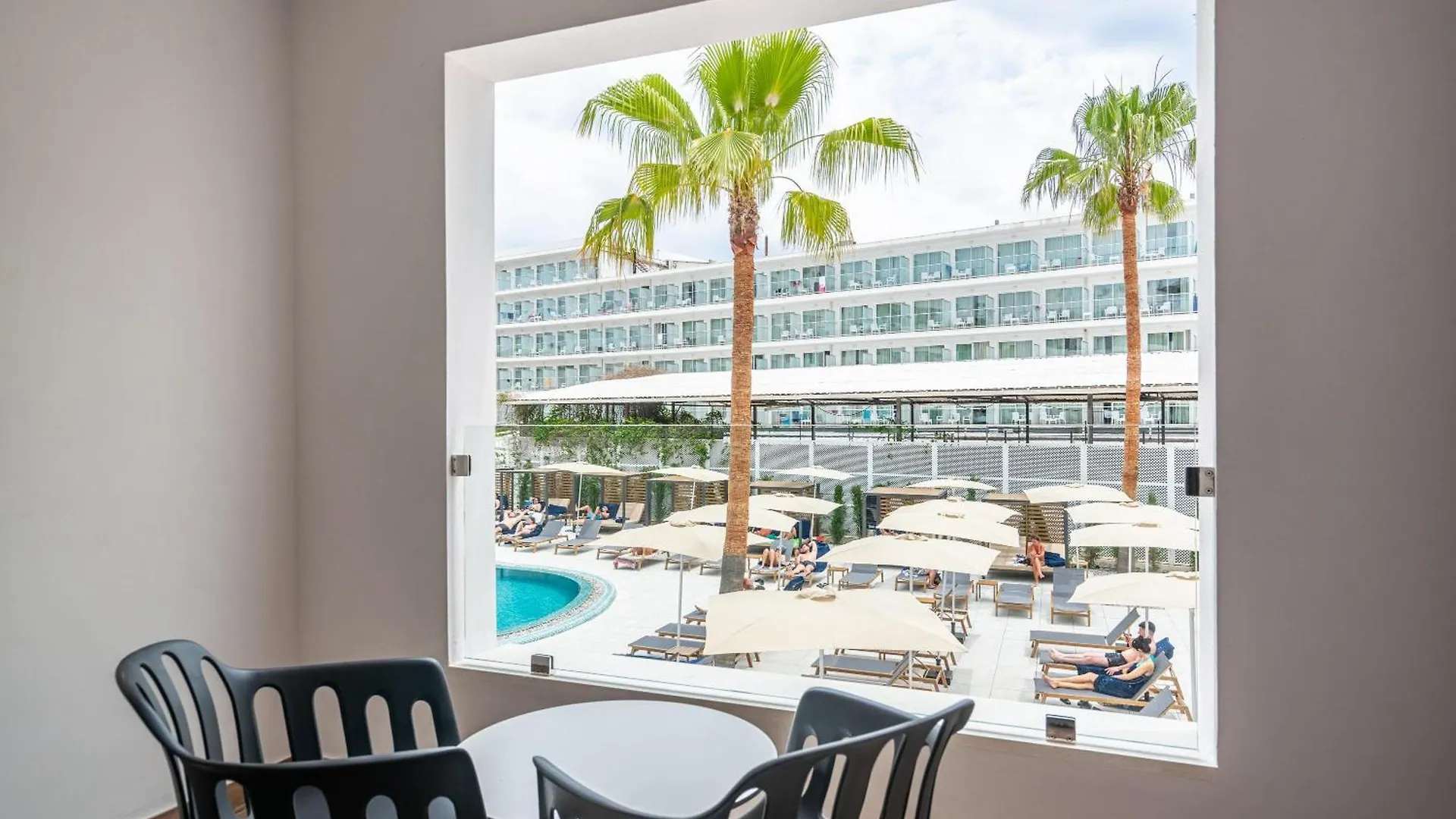 ****  Thb Bamboo Alcudia - Adults Only Hotel Port de Alcudia  Spanje
